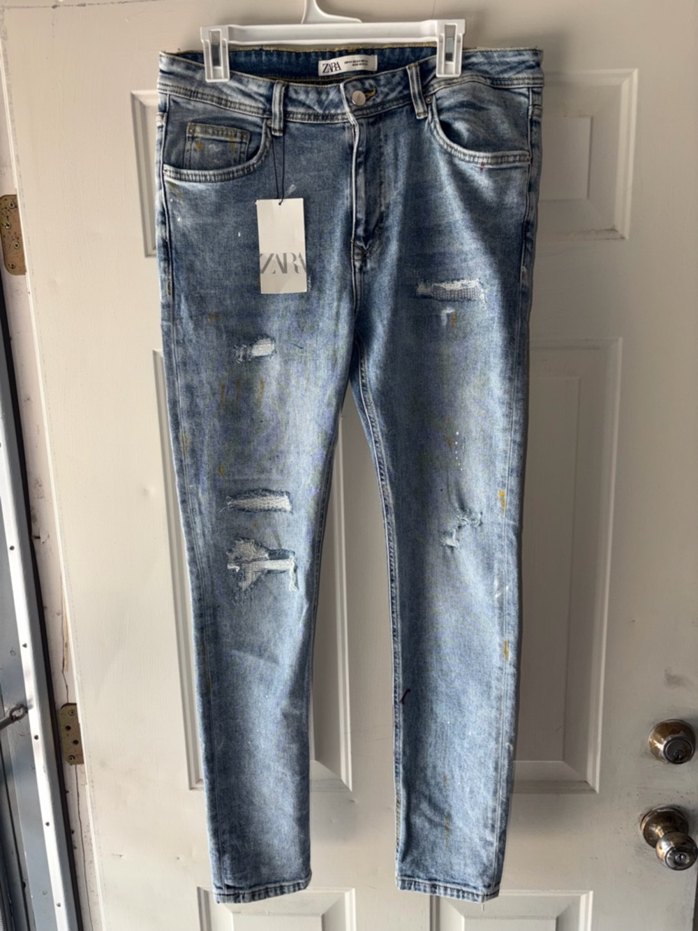 Zara Distressed Skinny Jeans in Light Blue